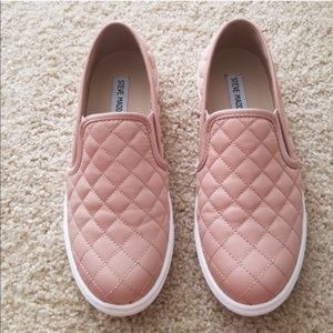 PINK QUILTED STEVE MADDEN’S
